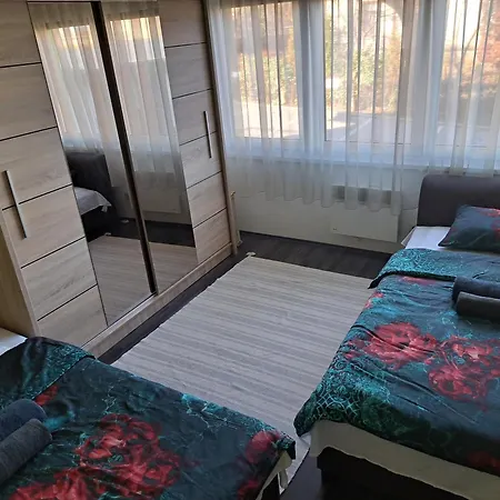 Juve Relax Apartament *